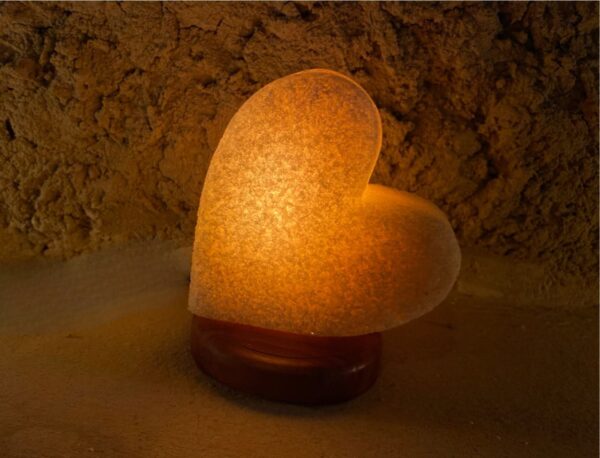 Rock salt lampshades - Image 27