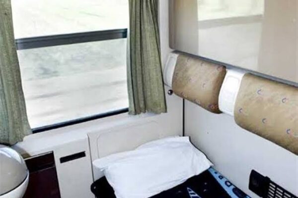 Sleeper train tickets - Image 2